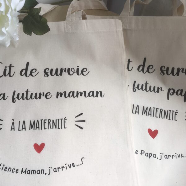 Tote bag maternité kit de survie personnalisé pour future maman par Just for Baby Créations